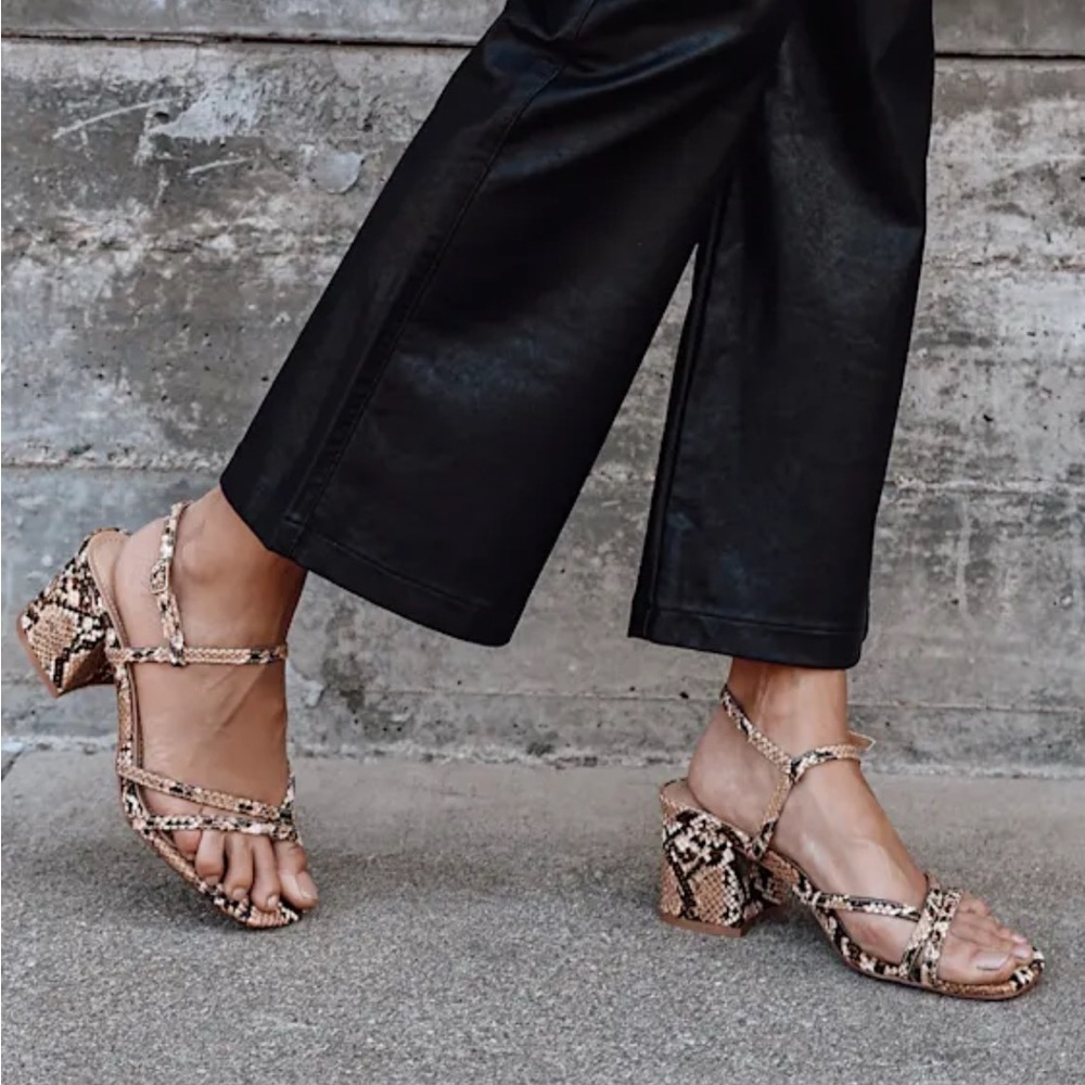 Lulus snake skin strappy lace up heel women 7.5